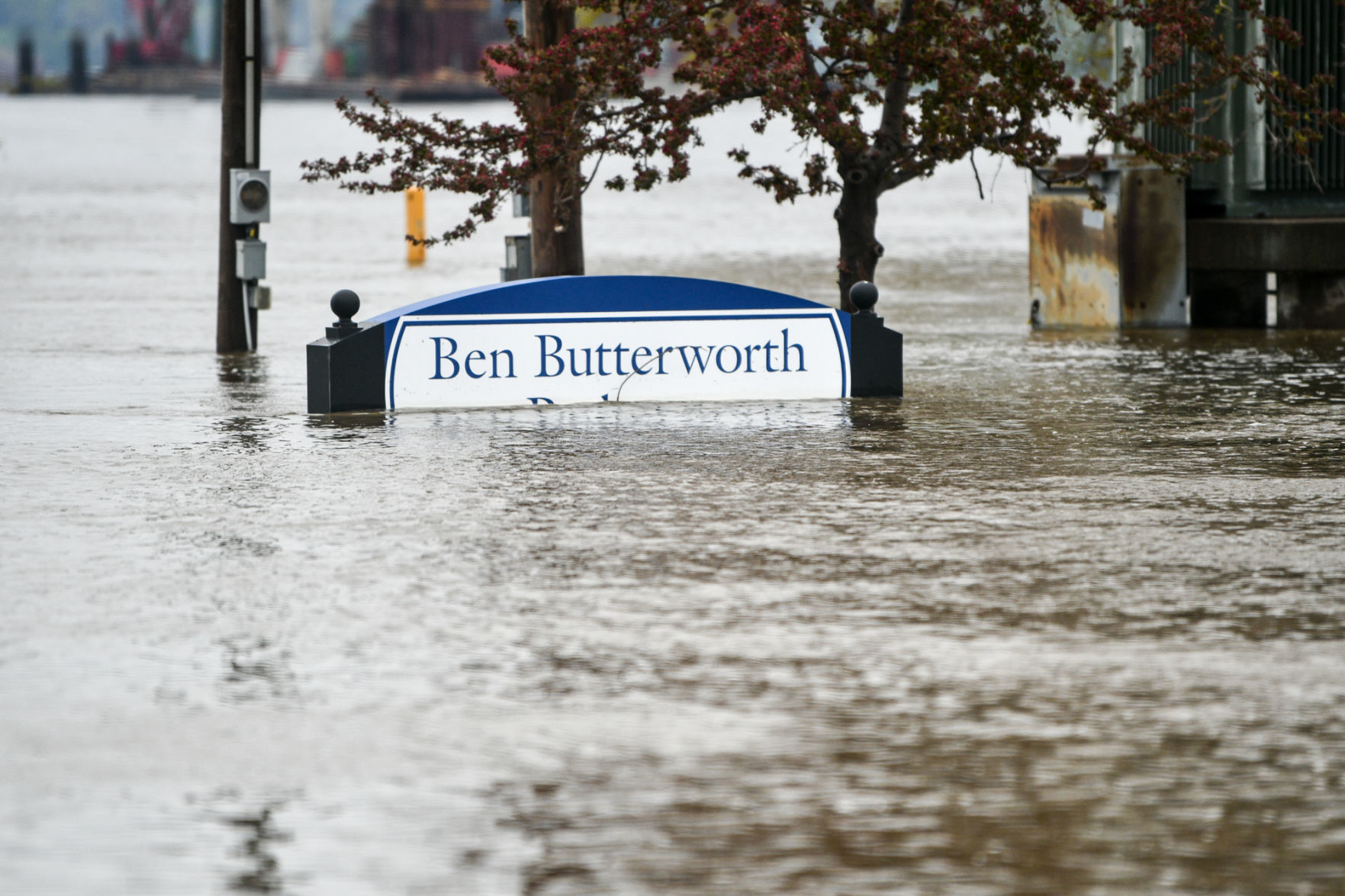 050119-mda-nws-flooding-mm-027a.jpg